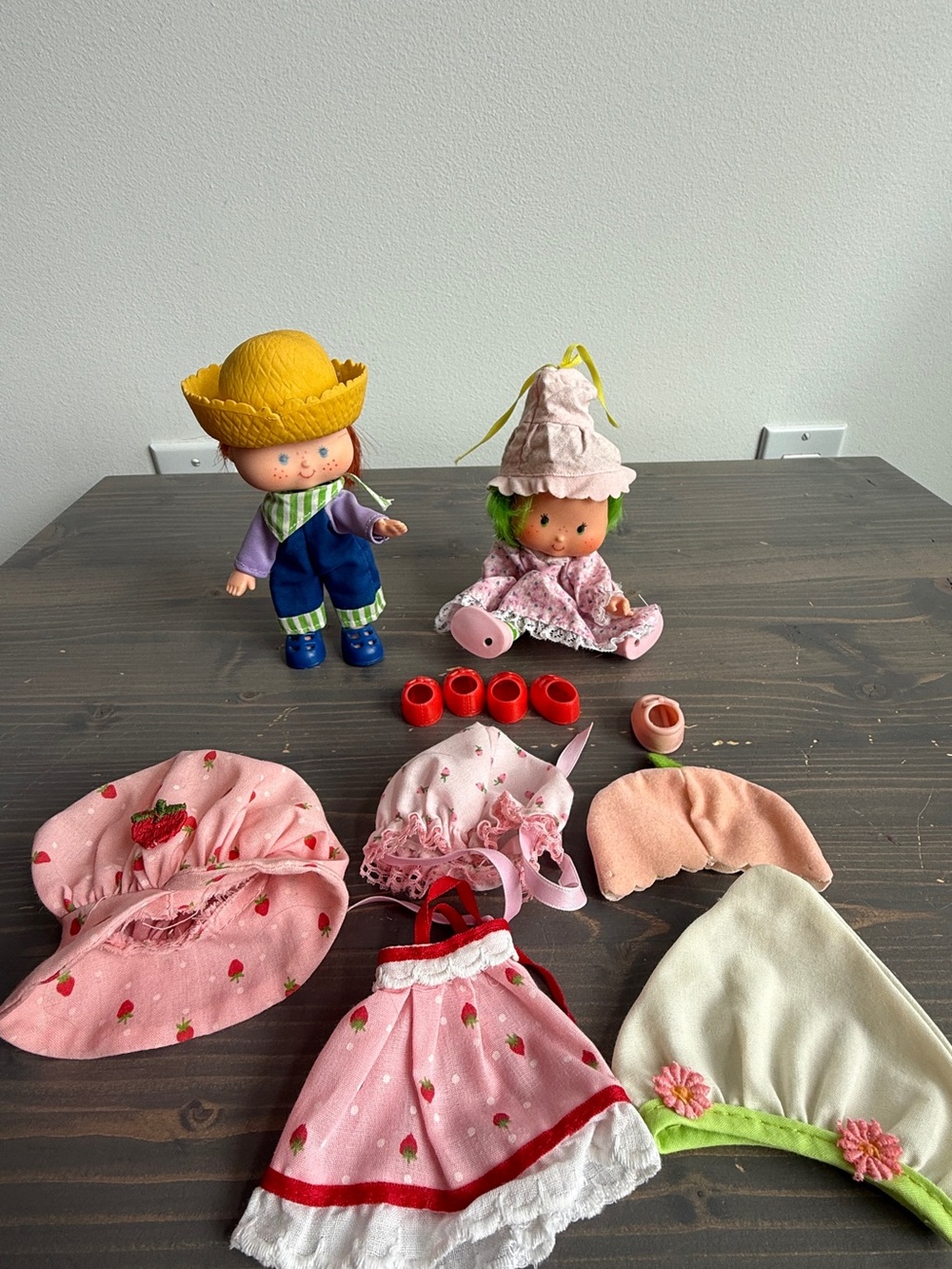 Vintage Lime Chifon & Huckleberry pie dolls with Strawberry shortcake clothes